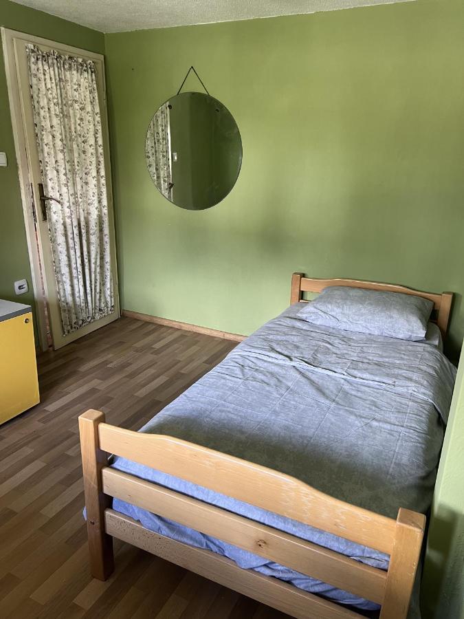 Bear Hug Lodge Плав Экстерьер фото