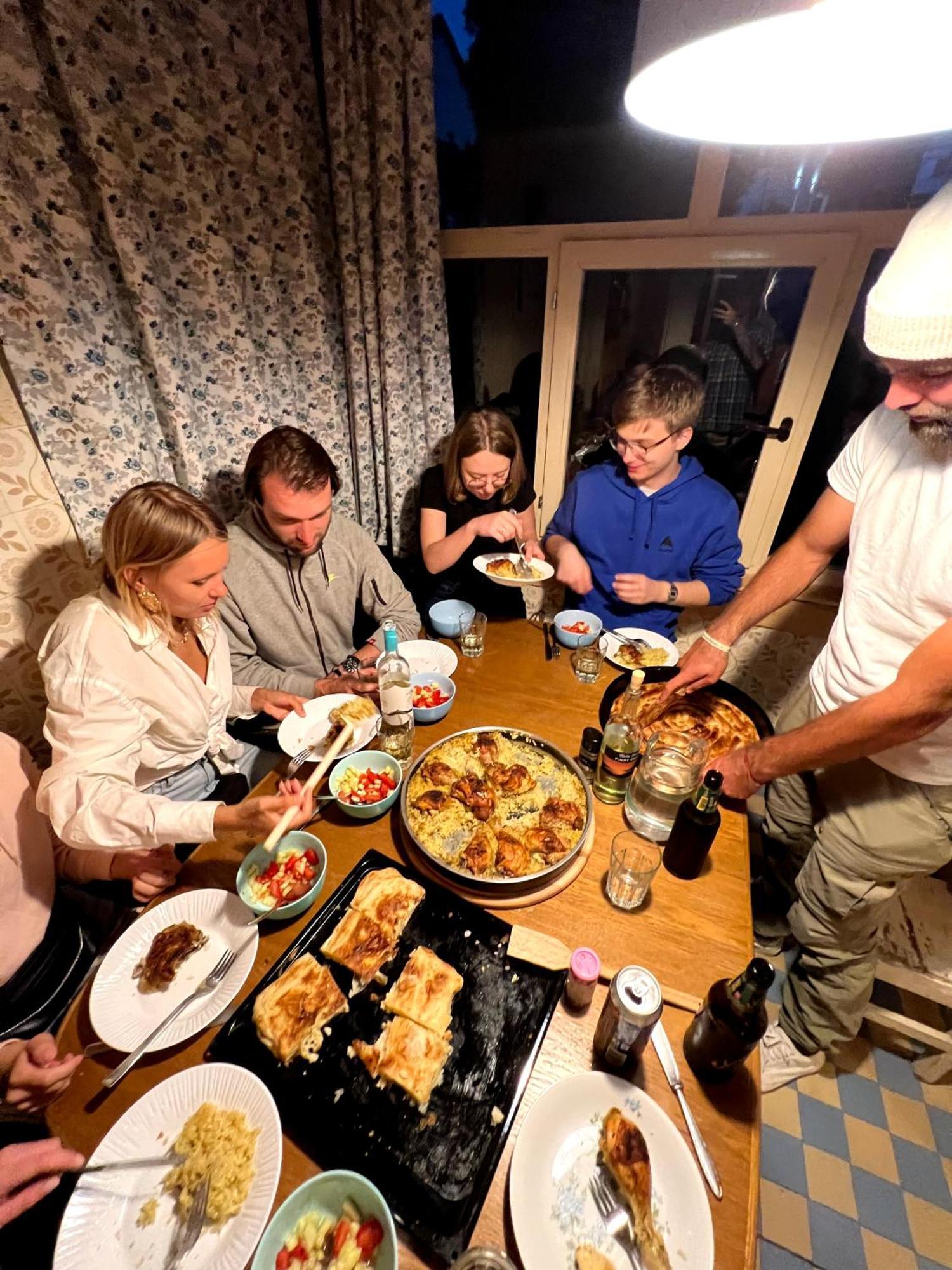 Bear Hug Lodge Плав Экстерьер фото